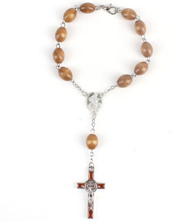 image:Image Růženec desátek s křížem sv. Benedikta, světle hnědý