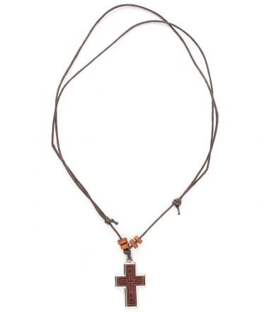 image:Image Křížek dřevěný tmavý na tmavé kožené šnůrce