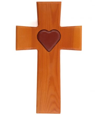 image:Image Kříž na zeď s červeným srdcem