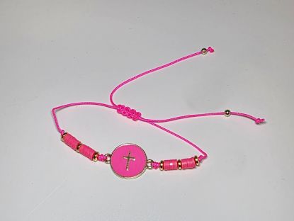 image:Image Náramek šňůrka, křížek v kolečku, zářivě růžový
