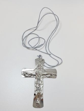 image:Image Kříž Nejsvětější Trojice se šňůrkou
