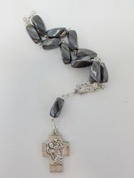 image:Image Náramek desátek, hematit , sv. Kryštof + voda z Lurd se zapínáním